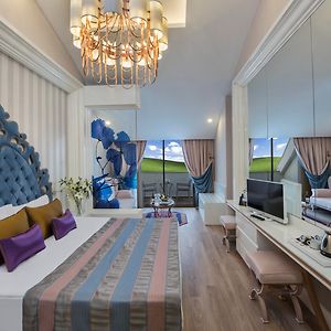 Be Romantic Side Sea View Room